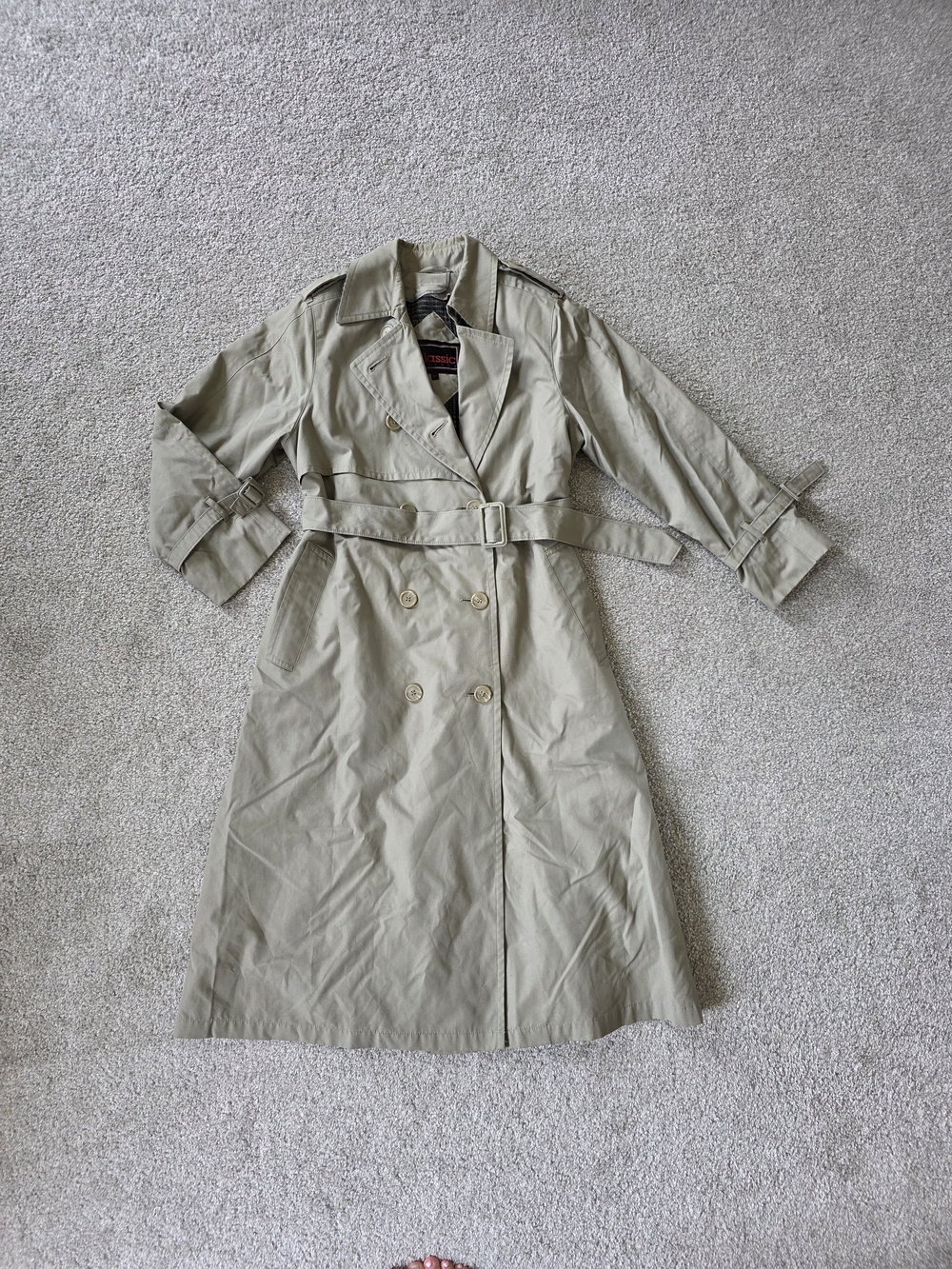 Classic Women's Trench Coat in Light Khaki